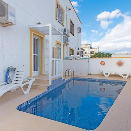With Private Pool And Free W Σπίτι διακοπών Τορεβιέχα
